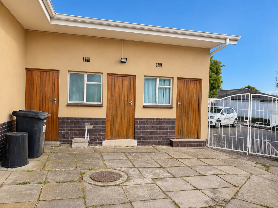 4 Bedroom Property for Sale in Oostersee Western Cape